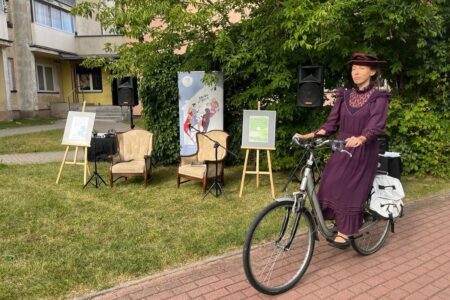 „Piknik na Klonowej” i „Narodowe Czytanie” – fotorelacja „Piknik na Klonowej” i „Narodowe Czytanie” – fotorelacja